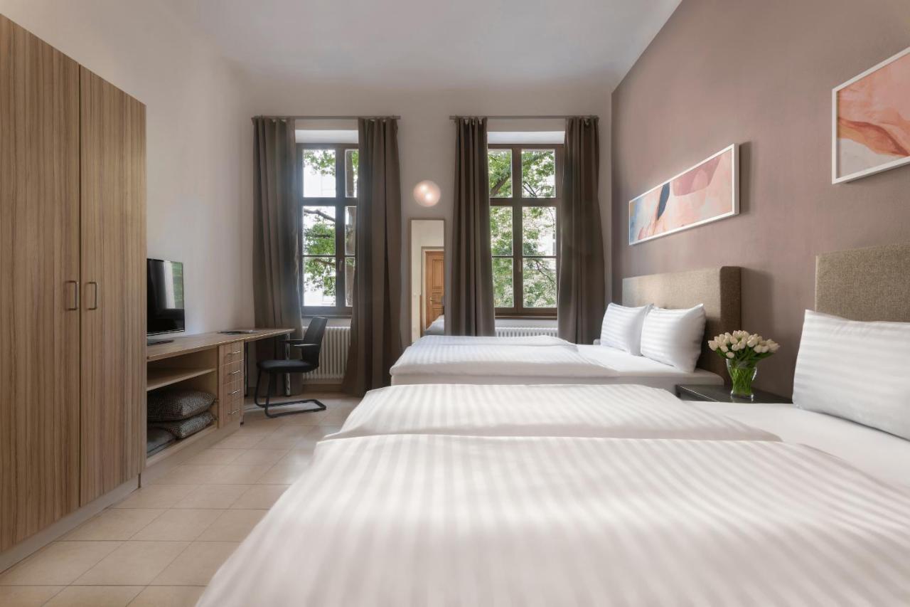 Bohemian Dreams Apartments And Suites By Dwellfort Prague Exterior photo